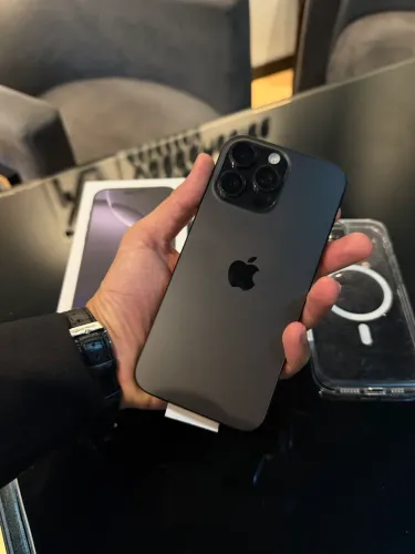 IPHONE 16 PRO MAX - 256 GB