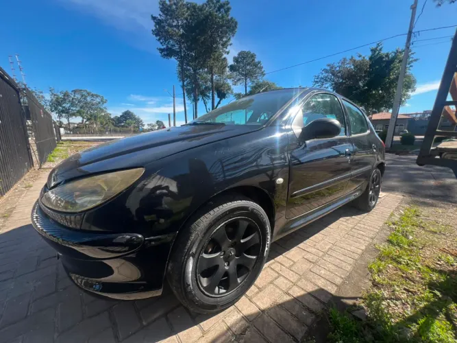 Peugeot 206 Presence 1.4/ 1.4 Flex 8V 5P 2005