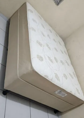 CAMA BOX MOLAS ENSACADAS 