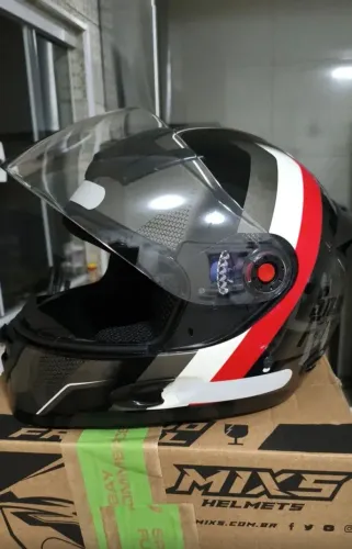 Capacete Etceter Stronger Faster