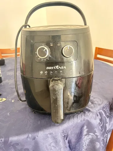 Air fryer Britânia 6L
