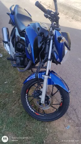 Vendo Titan super nova