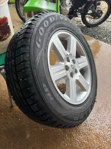 Estepe original da Discovery esporte freelander aro 17