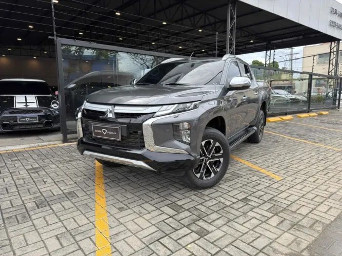 Mitsubishi L200 Triton Sport HPE-S 2.4 CD Dies. AUT 2025