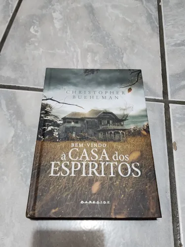 Bem vindo a casa dos espíritos livro darkside