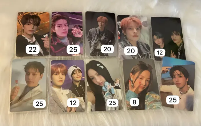 Photocard oficial Kpop stray kids, new jeans e illit