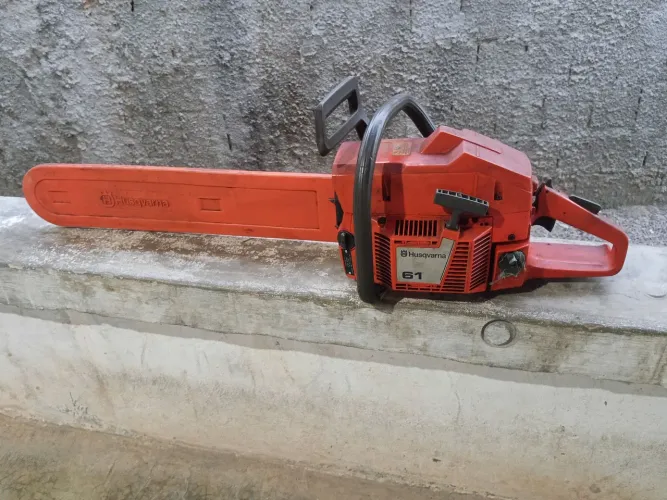 Motoserra Profissional grande
