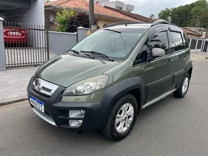 Fiat Idea Advent./ Adv.locker 1.8 MPI Flex 5P 2013