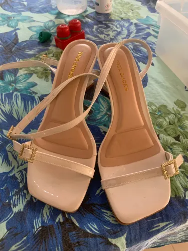 Sandália