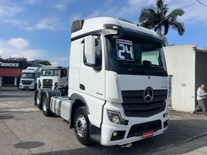 Actros 2548 LS 6X2 LTA.