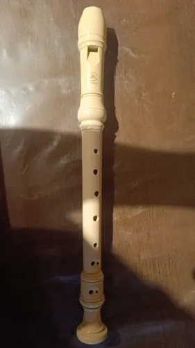 Flauta Doce Yamaha - DESAPEGO