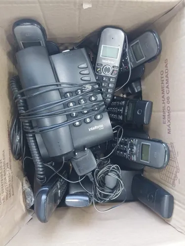 Lote PABX Intelbras Impacta 140 + Telefones + Gateway VoIP - Usado