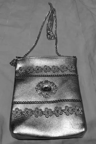 mini bolsa feminina prata porta celular