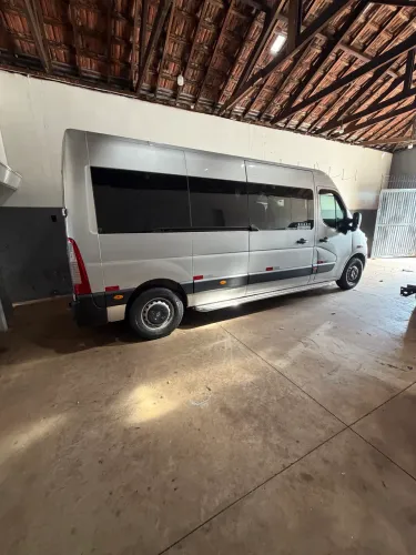 Renault Master 2.3 DCI Executive Longo 16L Dies 2013