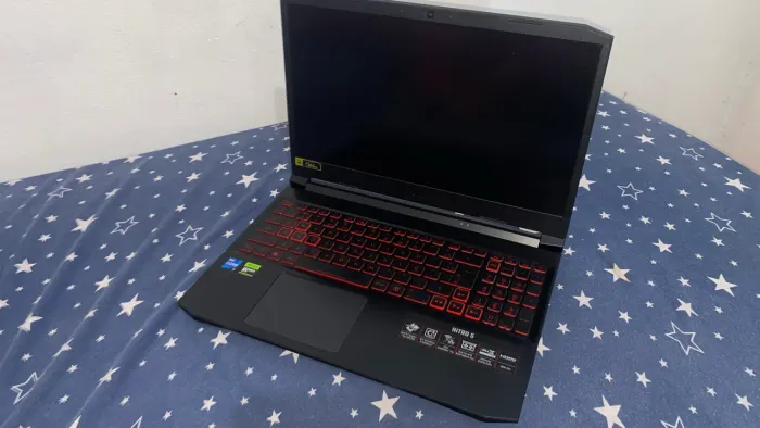 Acer Nitro V AN515-58 para retirada de peças - Placa-mãe queimada - Sem SSD e RAM