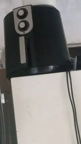 Vendo uma ayfray semi nova em ótimo estado 