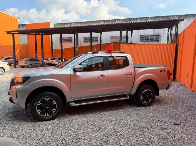 Nissan Frontier SE CD 4X4 2.3 Bi-TB Diesel Aut. 2023