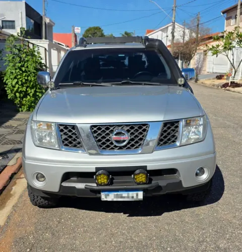 Nissan Frontier LE CD 4X4 2.5 TB Diesel Aut. 2013