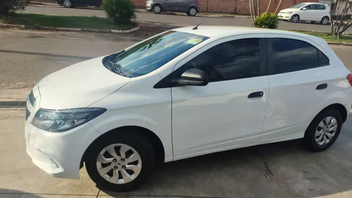 Chevrolet Onix JOY Hatch 1.0 8V Flex Mec. 4P 2019