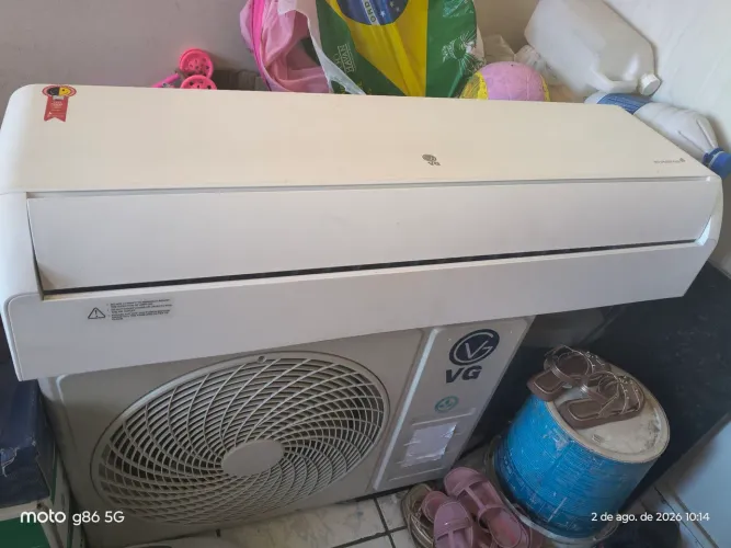 Vende-se Ar-condicionado Inverter 24.000 Btus. Funcionando perfeitamente!