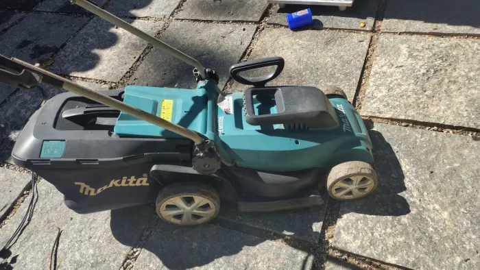 Cortador de grama Makita