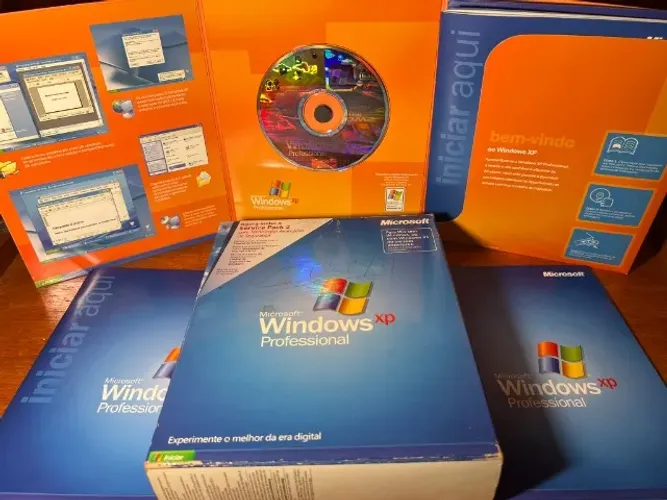 Microsoft Windows XP Professional na Caixa (rasurada) c/acessórios e nota fiscal- RELÍQUIA