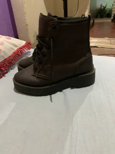 Anúncio de uma bota