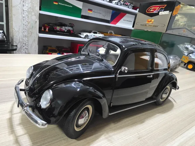 Miniatura 1:12 vw fusca classico abre tudo sai roda carpete motor