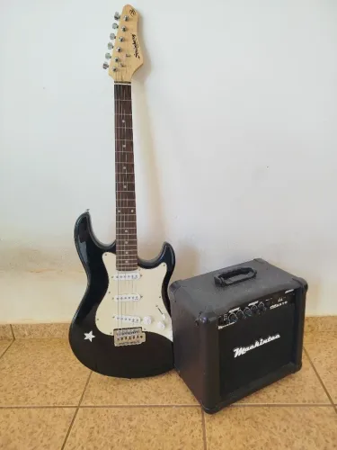 Guitarra +amplificador + capas + acessórios