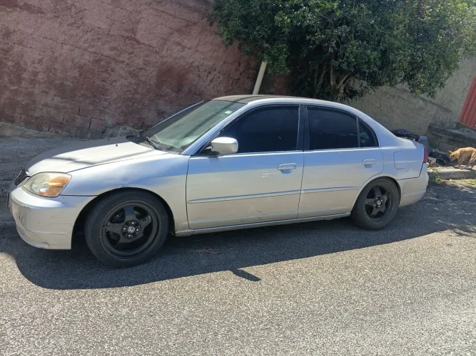 Honda Civic Sedan LX 1.7 16V 115cv Mec. 4P 2001