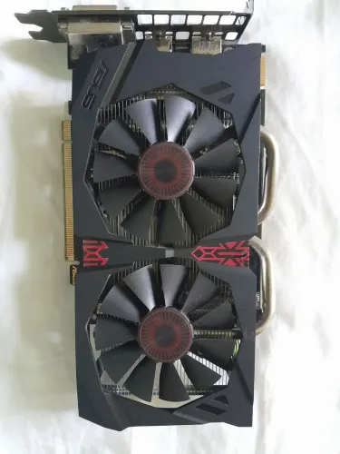 Placa de video R9 380 4gb gddr5 256bits (com defeito sem vídeo)