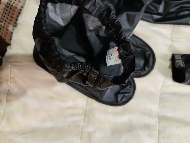 Conjunto capa de chuva a+galocha