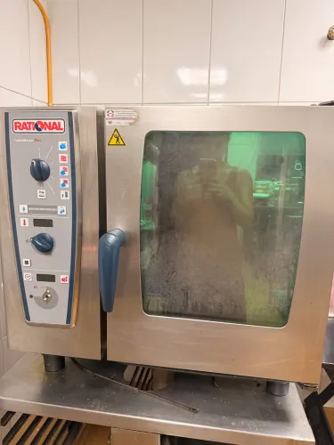 Forno combinado rational