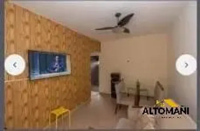 Casa com 2 Dormitórios - Jardim Nossa Auxiliadora