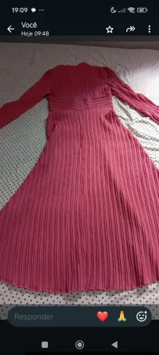 Vendo vestido longo com ? rosa. Semi novo.