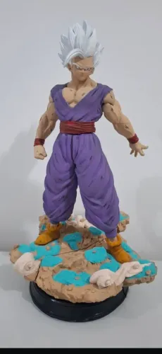 Action figure gohan