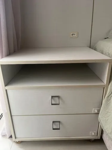 Mesa para cama