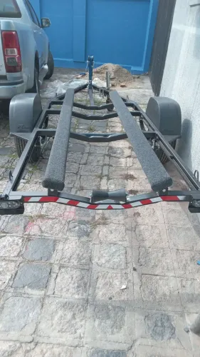 Carreta para jet