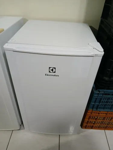 Frigobar electrolux R122