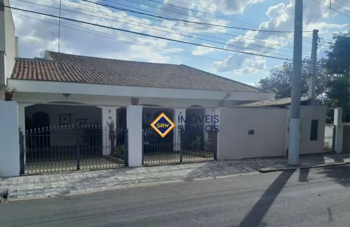 SERRA NEGRA, CENTRO - SOBRADO COM 7 DORMITÓRIOS