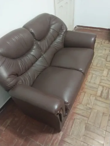 Sofá em couro