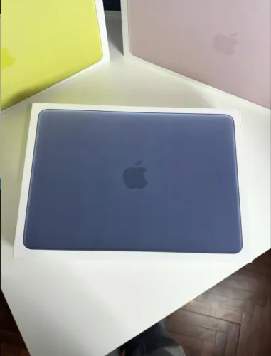 MacBook Neo 256GB 13?