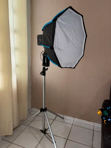 Luz YONGNUO YNLUX100