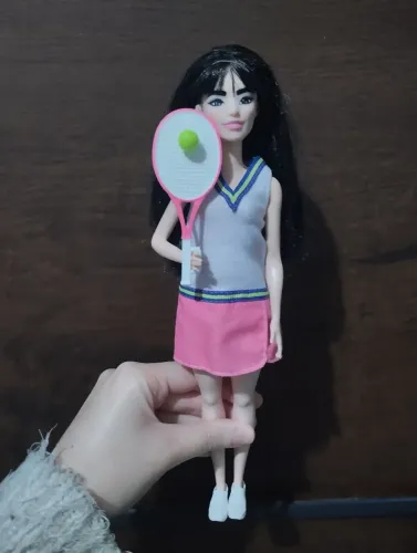 Boneca Barbie golfista