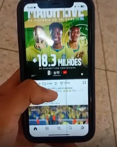 iPhone XR todo original ( Troco em android dependendo )