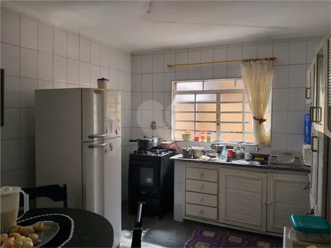Casa térrea com 3 quartos à venda em Centro - SP