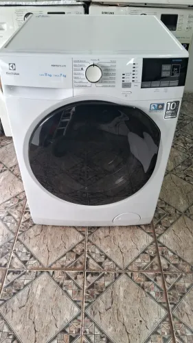 Vendo lava e seca electrolux 11kg 220v 