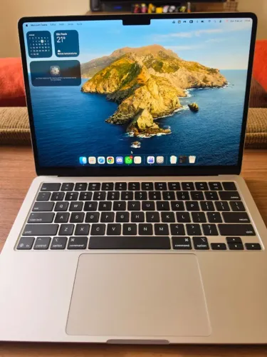 Macbook M4 2025 16GB 256GB 100% de bateria, na garantia.