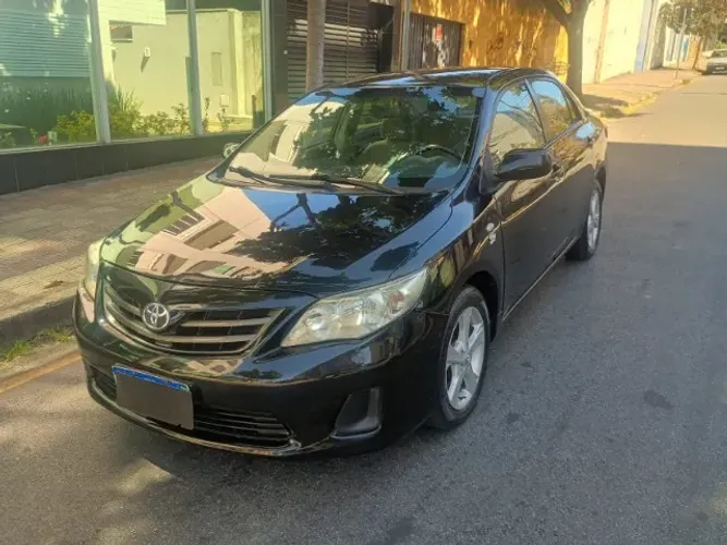 Toyota Corolla GLI 1.8 Flex 16V Aut. 2014