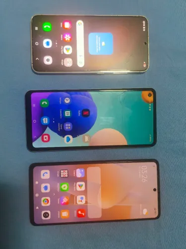 3 celulares a venda